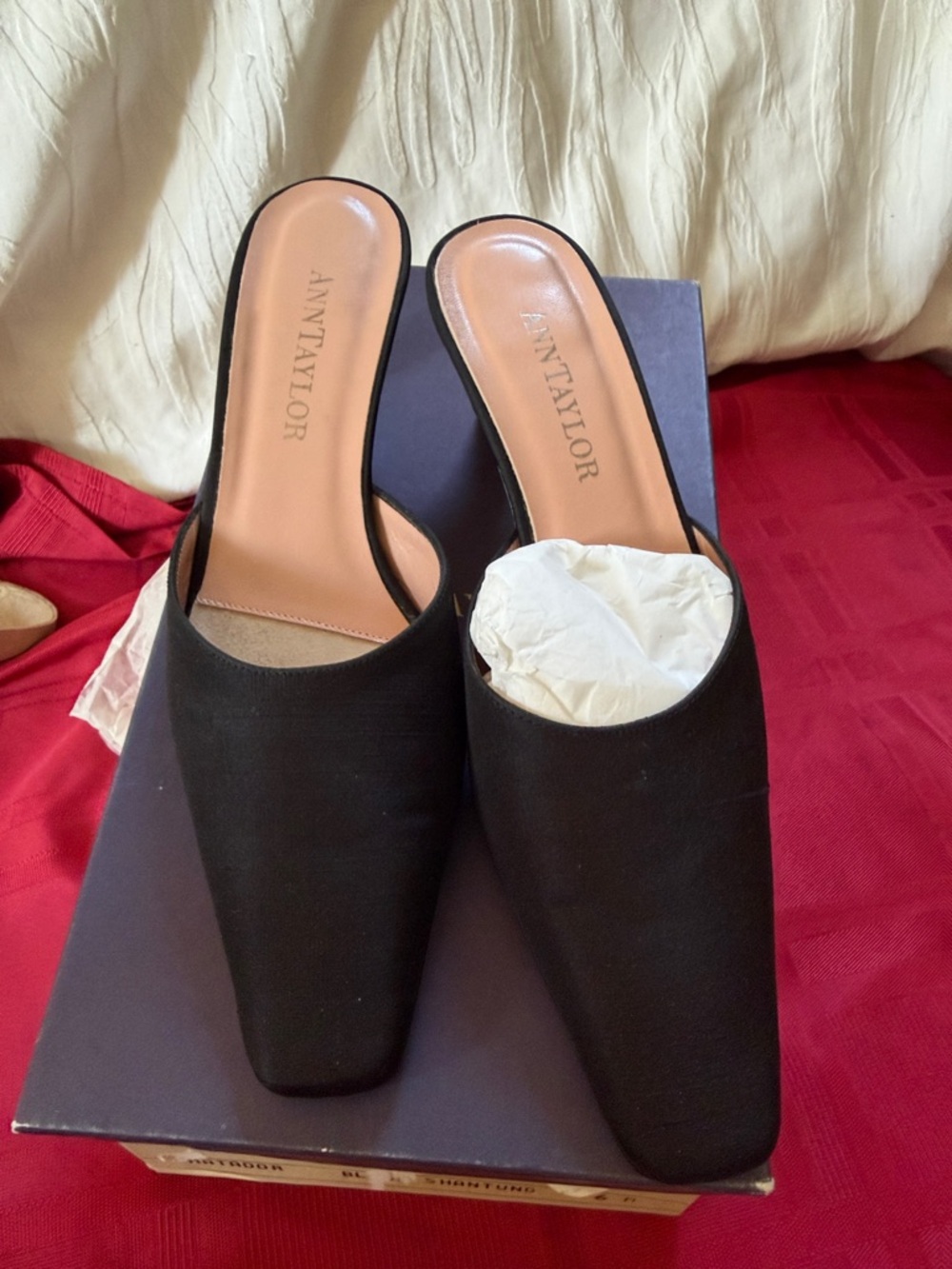 Ann Taylor Matador Black Shantung Square-Toe Slip-On Mules Size 6M